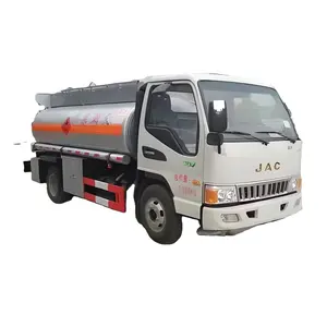 JAC 3-5 ton o 5000 litri 6 ruote in acciaio al carbonio di piccola capacità mini carburante camion per la vendita