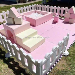 Mini clôture <span class=keywords><strong>de</strong></span> château <span class=keywords><strong>gonflable</strong></span> commerciale blanche, balles <span class=keywords><strong>de</strong></span> jeu souples pour enfants, <span class=keywords><strong>aire</strong></span> <span class=keywords><strong>de</strong></span> jeu souple pour <span class=keywords><strong>bébé</strong></span> - Product Image 2