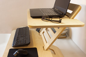 Verstellbarer Holz-Laptopständer Stehpult-Konverter Arbeitsplatz-Schreibtischständer Birkenholz-Tischplatte - Product Image 5