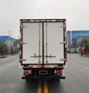 Chine usine nouvelle transmission manuelle I SUZU <span class=keywords><strong>camion</strong></span> réfrigéré 4*2 camions frigorifiques pour le transport d'aliments surgelés - Product Image 6