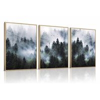Triptyque encadré d'art mural Forêt Brumeuse, Impression sur toile avec Pin, Brume et Silhouette d'Oiseau God Ray, Décoration de luxe éthérée pour Salon et Hôtel