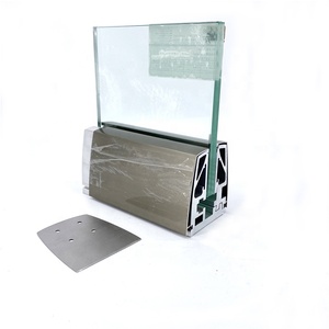 玻璃阳台栏杆用无框玻璃栏杆铝<span class=keywords><strong>U</strong></span>形通道 - Product Image 1