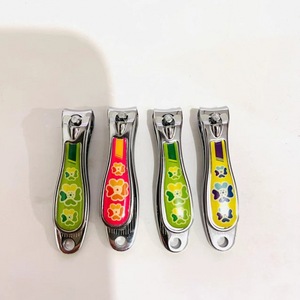Juego de cortaúñas portátiles de tamaño mediano para uso doméstico, venta al por mayor para tiendas de 2 yuanes. - Product Image 3