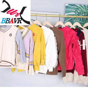 Suéteres de Lana Vintage de Segunda Mano para Mujer, Ropa Usada de Alta Calidad al por Mayor en Fardos - Product Image 3