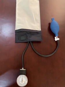 Wiederverwendbare 500 cc 1000 cc druck-infusionsmanschette mit manometer - Product Image 3