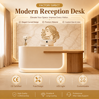 Comptoir de réception moderne et minimaliste, base blanche crème mate, éclairage LED intégré, pour clinique médicale, institut de beauté, spa, studio de soins de la peau