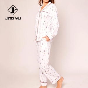 Nueva Llegada 2024, Conjunto de Pijama Suave con Botones y Estampado Personalizado para Mujer, Pijama de Algodón Puro para Invierno - Product Image 2