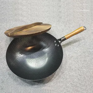 Wok de acero al carbono chino, Wok martillado a mano con mango de madera, sartén de acero al carbono de 11,8 pulgadas