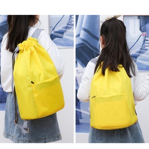 Mochila Deportiva Multifuncional Impermeable de Gran Capacidad con Cordón Ajustable, Forro de Poliéster y Logotipo Personalizado - Product Image 4