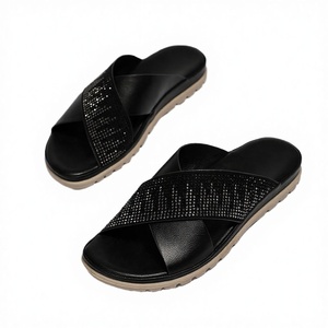 Sandalias Planas Unisex de Verano 2026, Nuevas, con Diamantes de Imitación, Parte Superior de Cuero Genuino y Suela de Goma, Cómodas - Product Image 2