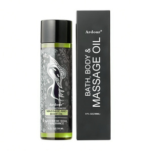 Aceite Esencial Iluminador y Nutritivo OEM para Todo Tipo de Piel, Piel Radiante y Firme, Naturalmente Hermosa con Uso Diario - Product Image 2