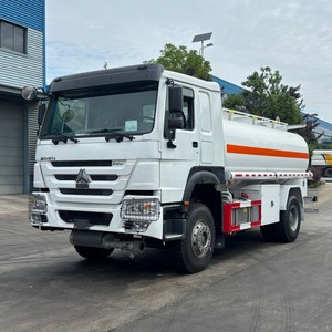 รถบรรทุกน้ำมัน HOWO 4x2 ขนาด 12000 ลิตร รถบรรทุกส่งน้ำมันดีเซล พร้อมหัวจ่ายน้ำมันสำหรับแอฟริกา - Product Image 2