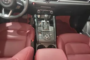 MAZDA <span class=keywords><strong>CX5</strong></span> <span class=keywords><strong>2024</strong></span> USADO, 2.0L, AUTOMÁTICO, 2WD, EDICIÓN COMFORT, 5 PUERTAS, 5 ASIENTOS, SUV DE GASOLINA, 155 CV, INHALACIÓN NATURAL, <span class=keywords><strong>CX5</strong></span> BLANCO CON DETALLES ROJOS - Product Image 4