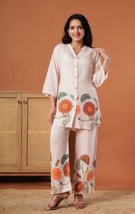 Ensemble coordonné élégant pour femmes, vêtements décontractés, ensemble coordonné élégant pour les soirées, collection d'été, ensemble coordonné pour femmes - Product Image 5