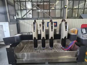 Machine de gravure laser CNC haute précision à 4 têtes pour la pierre, le <span class=keywords><strong>marbre</strong></span> et le granit, les monuments funéraires et la sculpture 3D - Product Image 2
