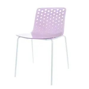 Nuovo Design creativo cielo stellato sedia in plastica con foro colorato