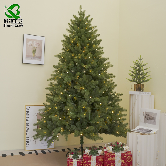 Hot Selling Luxury 6Ft & 7Ft Green PE Fiber Optic Christmas Tree Standing Base LED Light Christmas Decoration