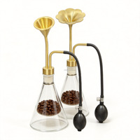 Flacon de parfum testeur en verre doré pour huiles essentielles, café et arômes, avec pompe en aluminium