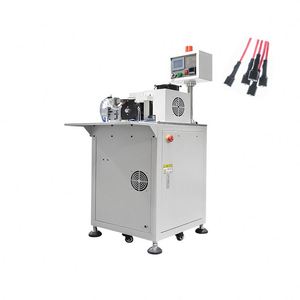 Machine de marquage et de rétrécissement de tubes thermorétractables en fil métallique Insertion automatique de tubes thermorétractables avec machine à imprimer - Product Image 3