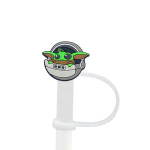 Cache-paille Yoda 8mm 10mm en PVC souple personnalisé vert bébé, breloques Yoda <span class=keywords><strong>Wars</strong></span> <span class=keywords><strong>Star</strong></span> pour gobelet Stanley - Product Image 4