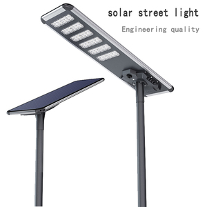 3-Kopf-Straßenlampe 150 W 200 W 250 W 300 W All-in-One Solar-Led-Straßenlampe Solar-Straßenlampe integriert in Druckguss Aluminium