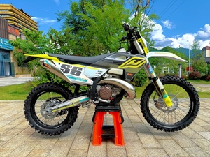 รถมอเตอร์ไซค์วิบาก Road Hengjian FX300 300 ซีซี สูบเดียว 2 จังหวะ ระบายความร้อนด้วยน้ำ พร้อมดิสก์เบรกหน้า/หลัง กำลัง 42.6 กิโลวัตต์ - Product Image 3