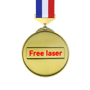 Medalla de Metal Dorada Personalizable LY Wholesale Free Laser 2023 Fiesta Souvenir Sublimable con Inserto en Blanco para el Año - Product Image 6