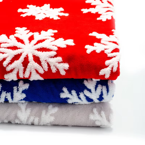 Tissu en polaire sherpa tricoté cationique 100% polyester jacquard 3D flocon de neige personnalisé à une face pour décorations de Noël - Product Image 4