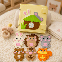 Livre d'activités en feutre éducatif personnalisé pour les tout-petits et les enfants d'âge préscolaire - Montessori Little Animal House Busy Quiet Book personnalisé