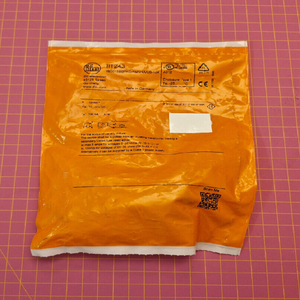 เซ็นเซอร์อัตโนมัติสำหรับอุตสาหกรรม IIT243 IIB3015BBPKG /am/ V4A /us-104 4021179304979ในคลังสินค้า PLC - Product Image 1
