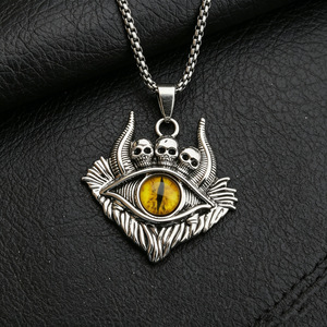 Yunnique-collar con colgante de acero y titanio para hombre, diseño de calavera con ojo del diablo, piedra de resina roja, forma geométrica, joyería de moda - Product Image 4