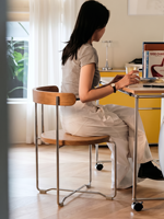 Chaise de salle à manger pliante Bauhaus du milieu du siècle avec dossier en bois massif, tabouret rétro en acier inoxydable pour usage domestique ou café