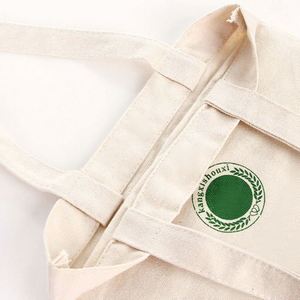 Bolsa de Lona Promocional Económica con Logotipo Personalizado, Asa Larga, Tejido Grueso, Color Beige, Orgánica, Reciclada, para Compras, Playa, con Cierre - Product Image 2
