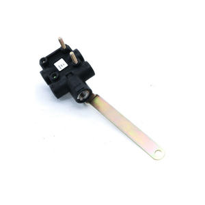 Nueva Válvula de Nivelación de Acero 16-14318-000 / 3188710 / KD2205 para Camión Volvo - Product Image 4