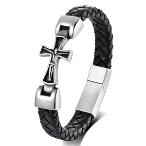 Bracelet manchette <span class=keywords><strong>de</strong></span> luxe personnalisé pour homme en acier inoxydable et cuir, style punk croix, plaqué or, vente en gros - Product Image 1