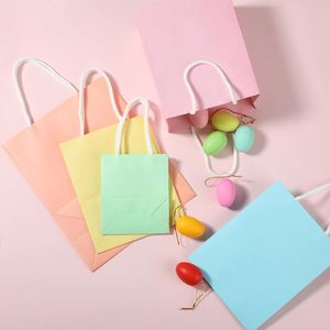 Bolsas de Papel Kraft Clásicas Premium, Resistentes, Reciclables, con Asas de Mano, Impresas Flexográficamente con Logotipo Personalizado, para Regalos y Manualidades - Product Image 4