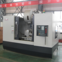 Grand centre d'usinage vertical VMC1370 BT40 Fraisage CNC à une broche GSK Control