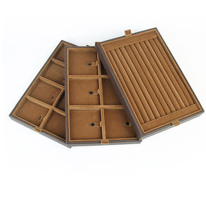 Caja de joyería de cuero de 3 capas cajas de almacenamiento de joyería personalizadas embalaje con asa para pendientes de anillo - Product Image 6