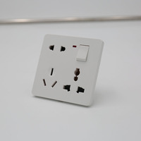 BENDI C45 Panneau PC ignifuge, interrupteur 1 poste, multiprise murale universelle 8 trous, IP22 10A 220V, 4 couleurs au choix, usage domestique