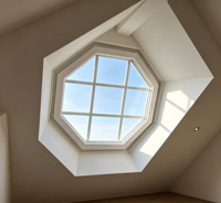 Ventana Fija Octogonal de Vinilo Blanco NFRC AAMA con Rejillas Decorativas, Ventana de Forma Geométrica de Bajo Consumo para Hogar y Comercios