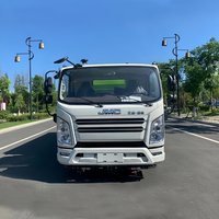 Truk Penyapu dan Pencuci Jalan JMC 4x2 Diesel Standar China VI, Truk Penyapu Jalan Kota dengan Tangki Air 4m³