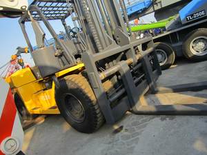 Venta caliente usado <span class=keywords><strong>Komatsu</strong></span> Fd200 20ton 3m o 4,5 m 4 ruedas con alta calidad usado <span class=keywords><strong>Komatsu</strong></span> 30 50 100 150 3Ton 5Ton 10Ton 15Ton en Stock - Product Image 6