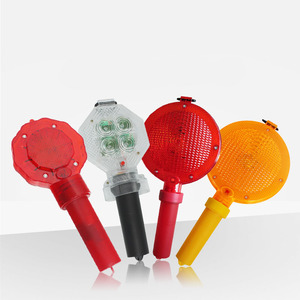 Luce a cono stradale alimentata a batteria barricata LED lampeggiante spia di avvertimento di sicurezza stradale a LED rossa gialla - Product Image 1