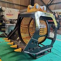 Godet de criblage hydraulique pour excavatrice et chargeuse, idéal pour le dragage de rivières et la séparation du sable et du gravier