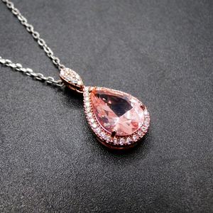 Joyería de Plata de Ley 925 Chapada en Oro Rosa, Circonita Cúbica, Halo, Forma de Pera, Colgante de Morganita - Product Image 2