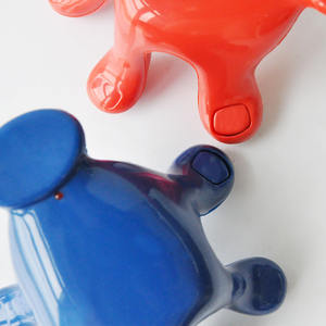 Massaggiatore a forma di mano massaggiatore vibrante portatile massaggiatore elettrico diversi colori - Product Image 4