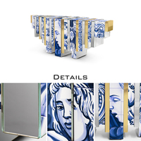 Meubles de maison, table console moderne et unique, style héritage, avec azulejos peints à la main et détails en laiton poli, pour salon
