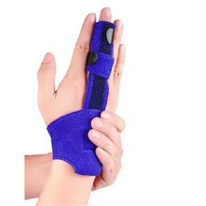 Attelle de compression réglable en néoprène de qualité médicale AOFIT pour l'alignement des doigts et la rééducation des doigts cassés - Product Image 1