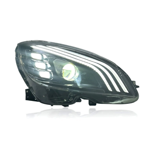 Nouveaux phares LED Mercedes-Benz Classe C W204 (2007-2010) C180/C200 |   OE MR-MB-11-14-C-W204 |   12V 36W 6000K D2H Clair - Product Image 4