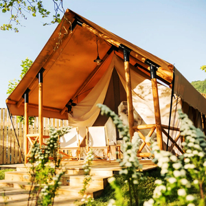 Tente de glamping style safari avec salle de bain privée, toilettes, douche, lavabo et système d'eau chaude prêt à l'emploi - Product Image 3